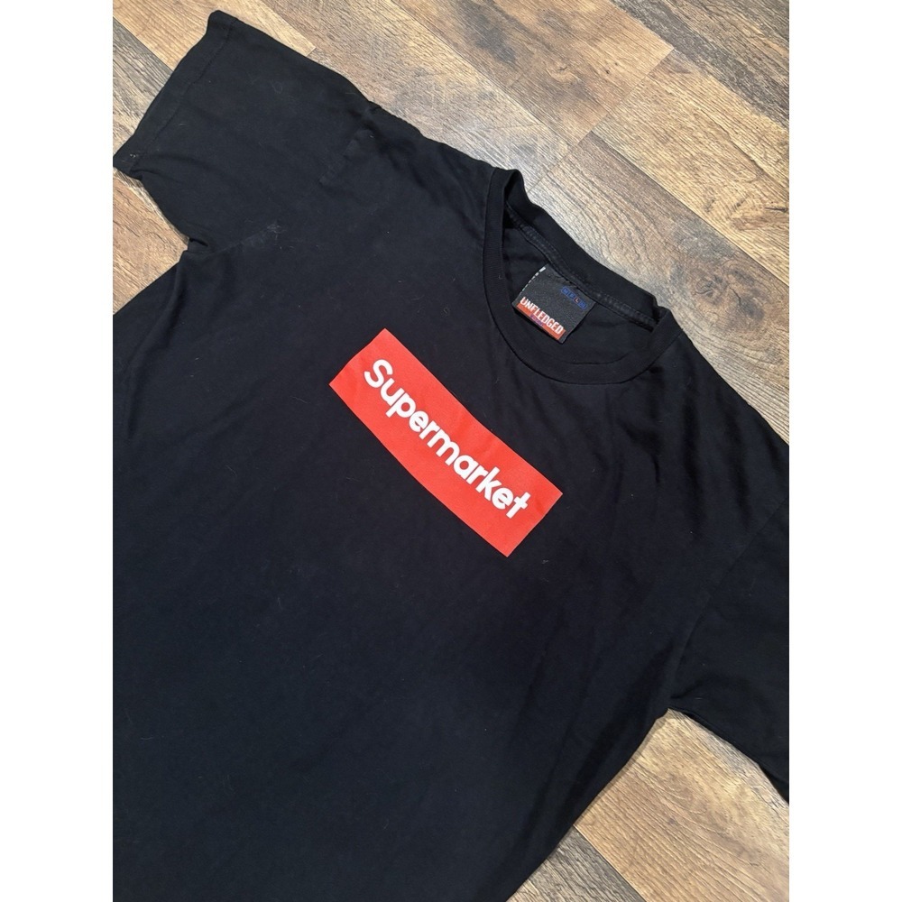 Unfledged Supermarket Box Logo Supreme Style Black Red Shirt Size Large